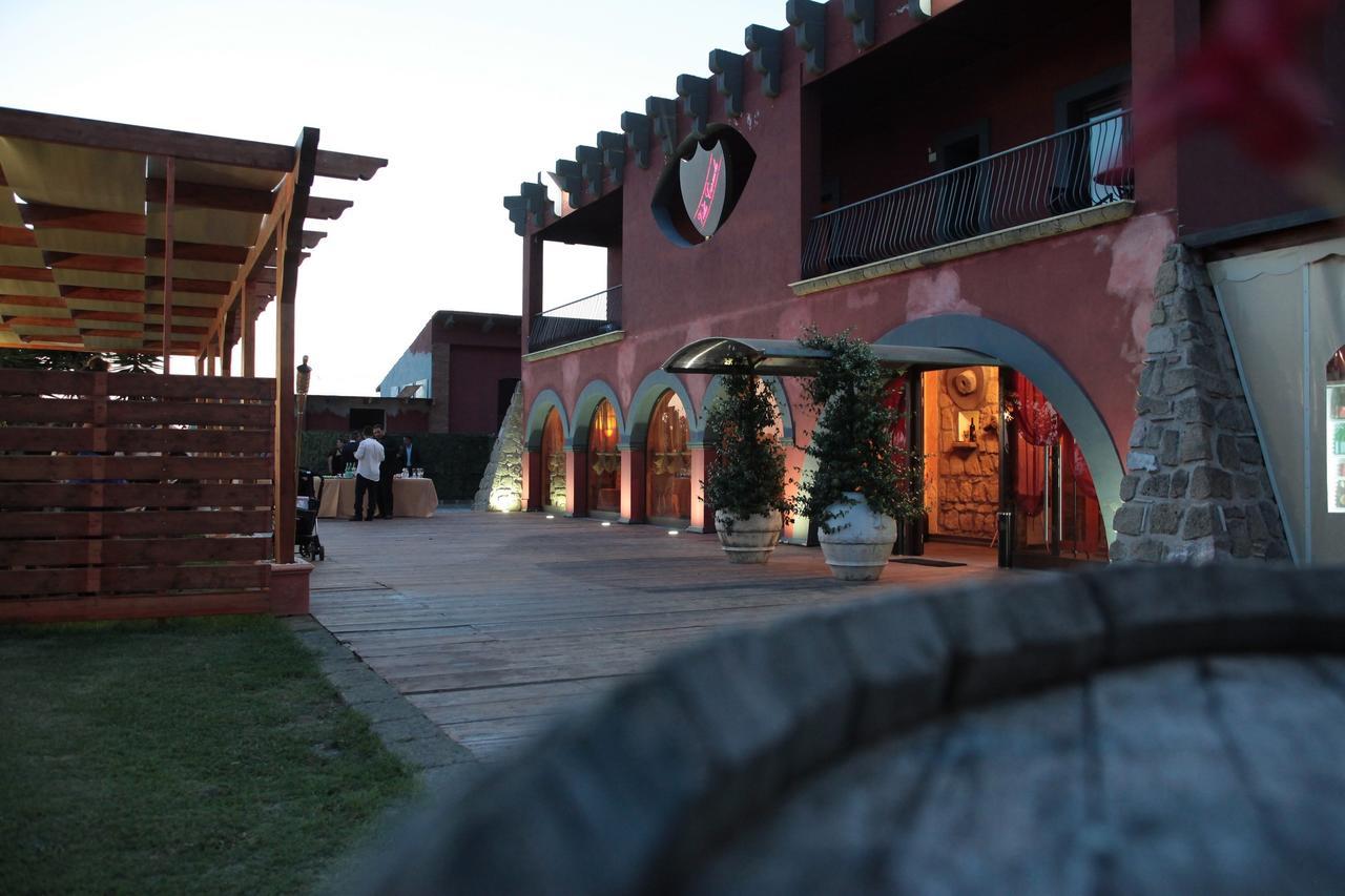 Villa Carmela Sessa Aurunca Bagian luar foto
